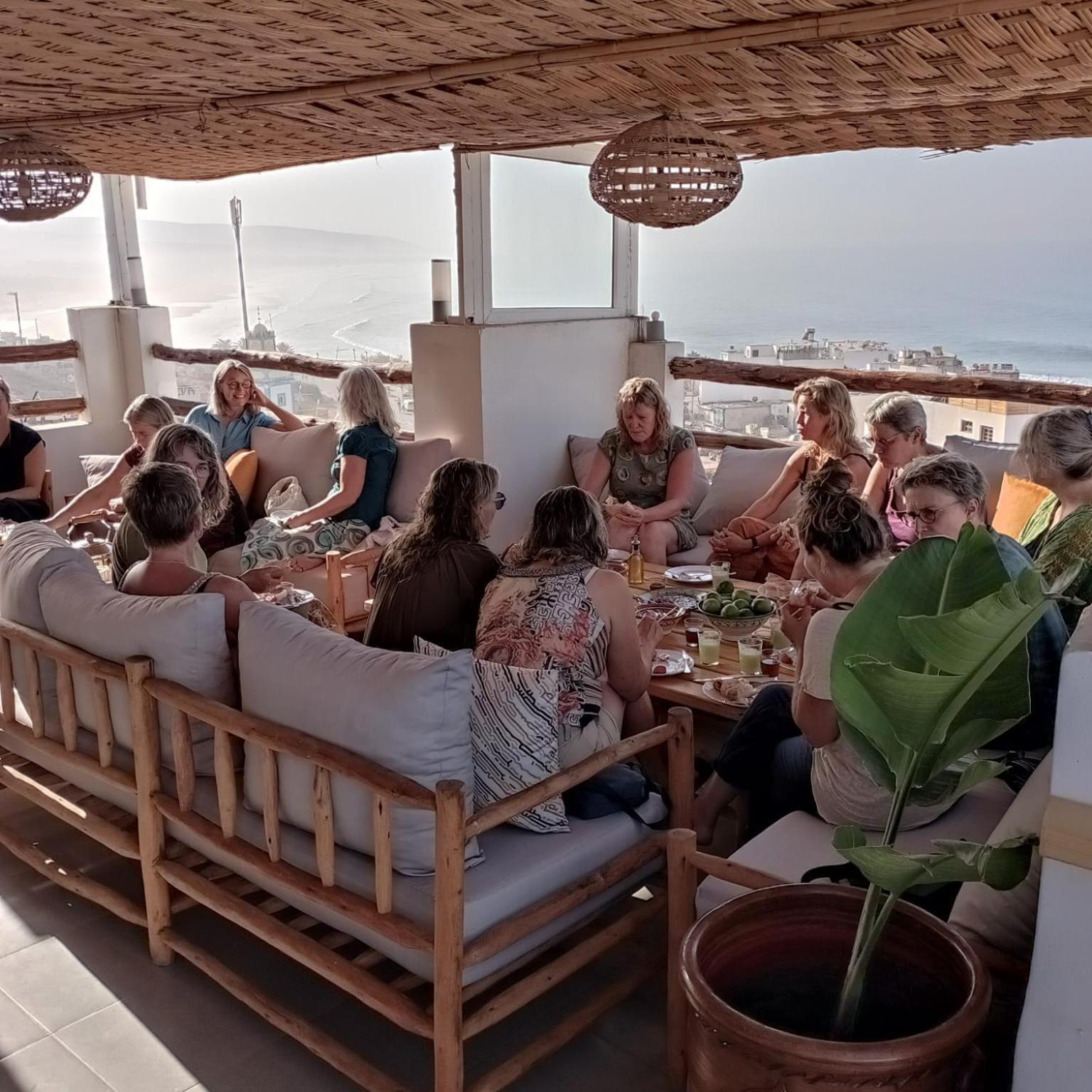 Bigblue Surf Hostel & Coworking Space - Taghazout (Adults Only) Azazoul Exterior foto