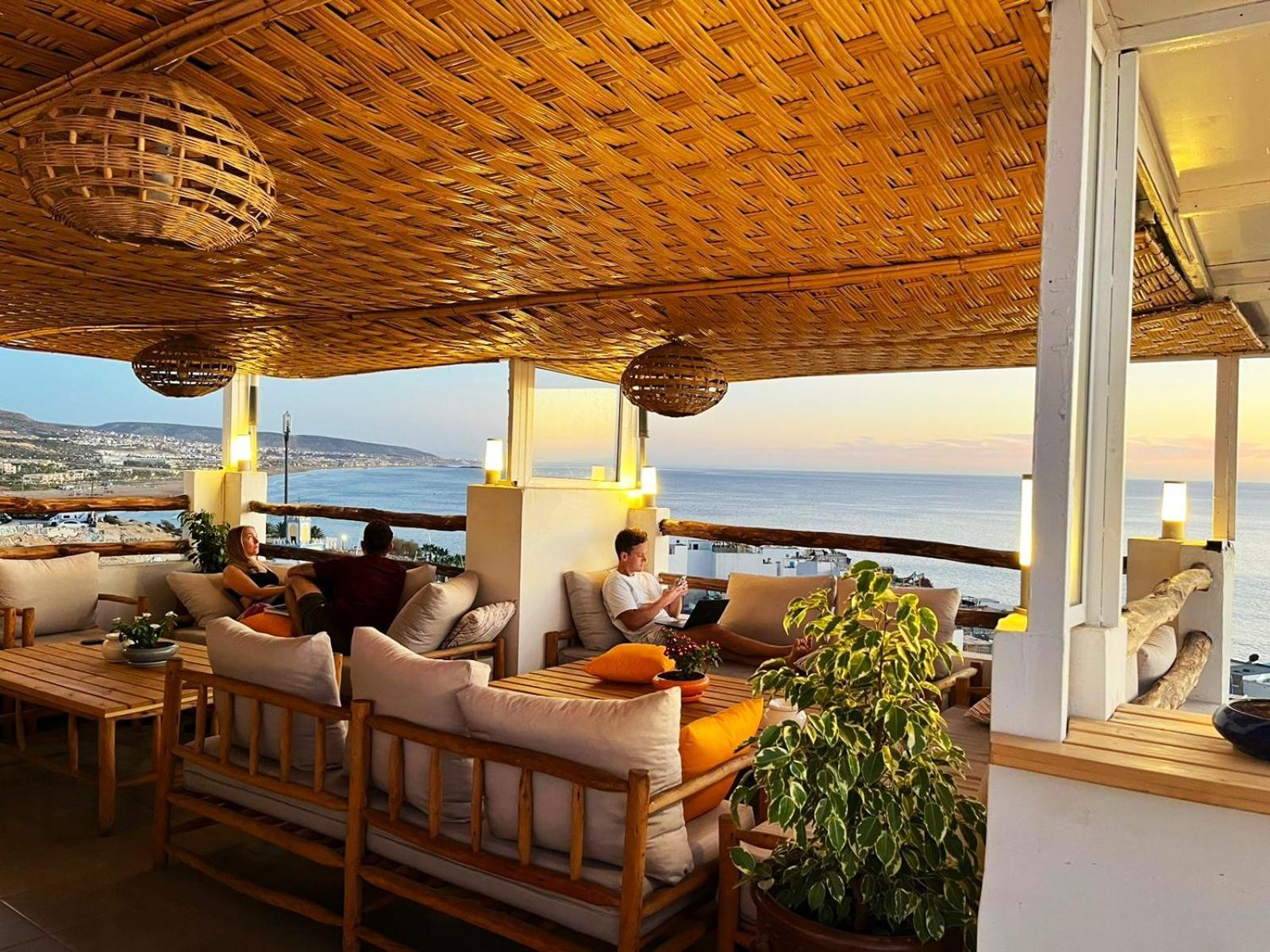 Bigblue Surf Hostel & Coworking Space - Taghazout (Adults Only) Azazoul Exterior foto